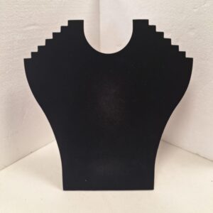 מעמד לשרשראות מתאים לתליה וגם לעמידה